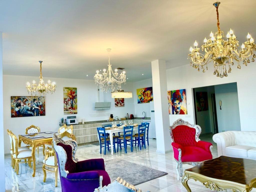 شقة آكورونيا  في Apartamento Maria Pita المظهر الخارجي الصورة